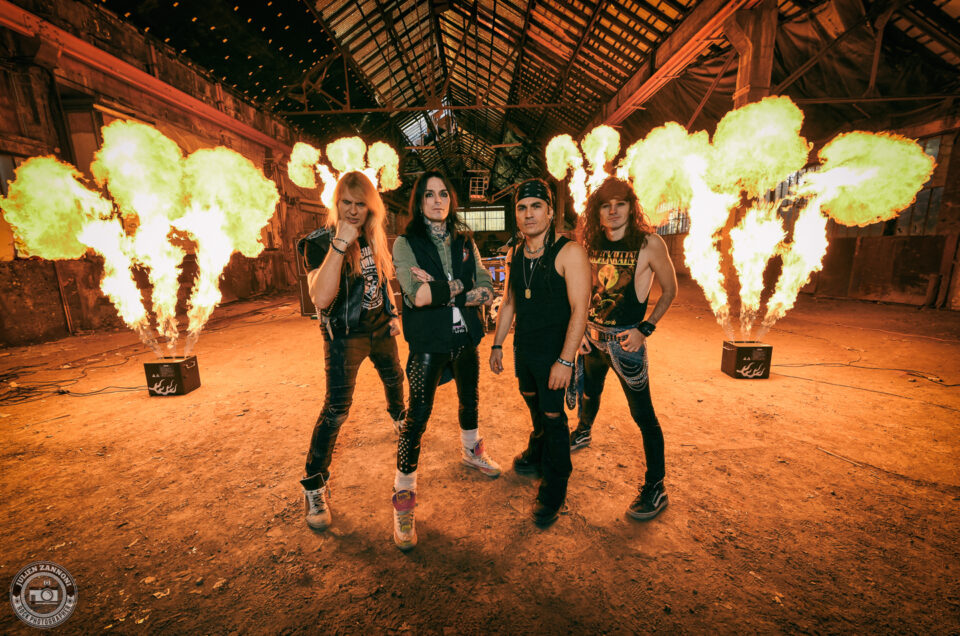Portrait de BlackRain de 2025 pour l'album Orphans of the Light