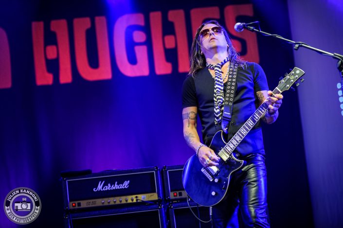 Glenn Hughes plays at Guitare en Scène 2017