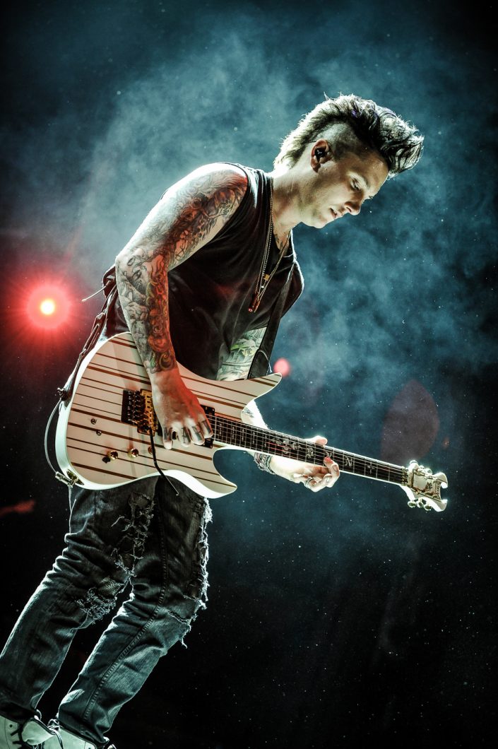 Avenged Sevenfold plays at Rockstar Mayhem Festival 2014