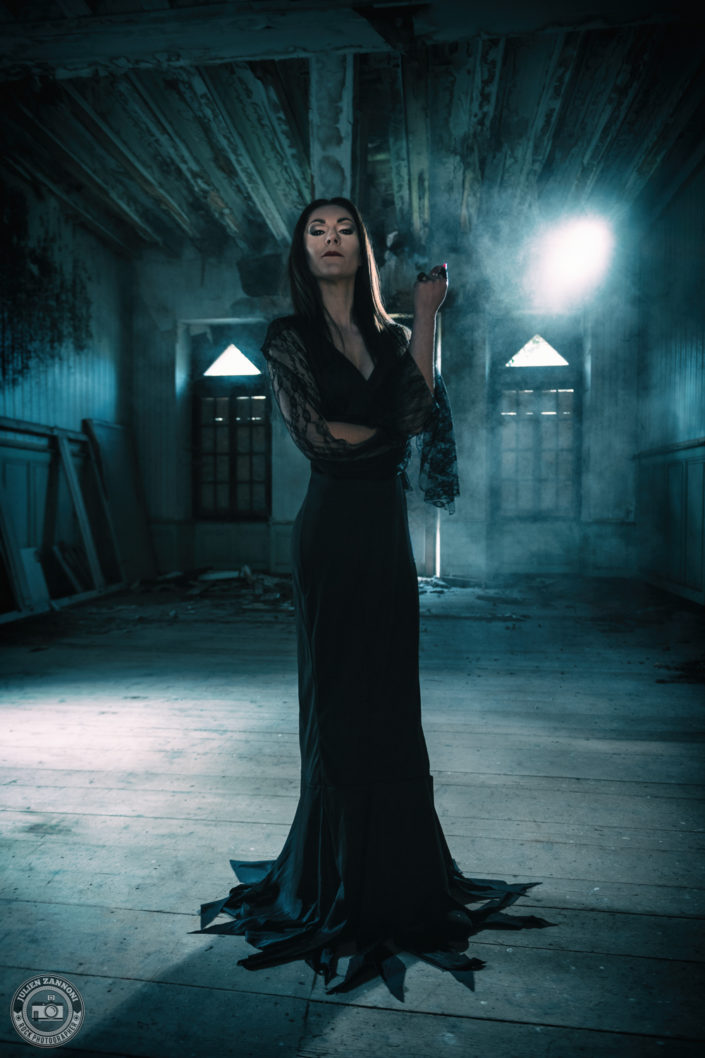 Shoot cosplay Morticia Addams